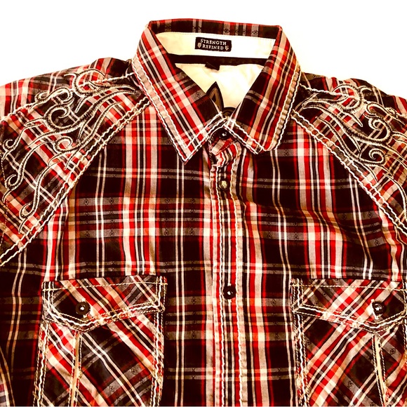 Men's Roar Enough Excuses L Button Down Red Checkered Long Sleeve Shirt - Picture 7 of 12